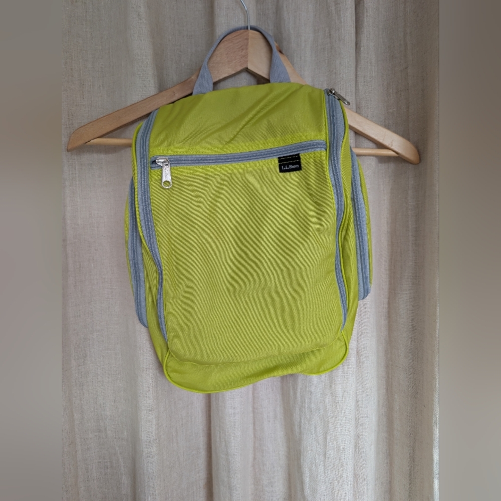 LL Bean Hanging Toiletry Bag (Large)
